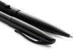 Pelikan, Penna Sfera Jazz Noble Elegance In Metallo Carbon, Inchiostro Blu, Con Meccanismo A Rotazione, Indicata Per Documenti Ufficiali, Con Clip Elastica, In Elegante Astuccio Regalo