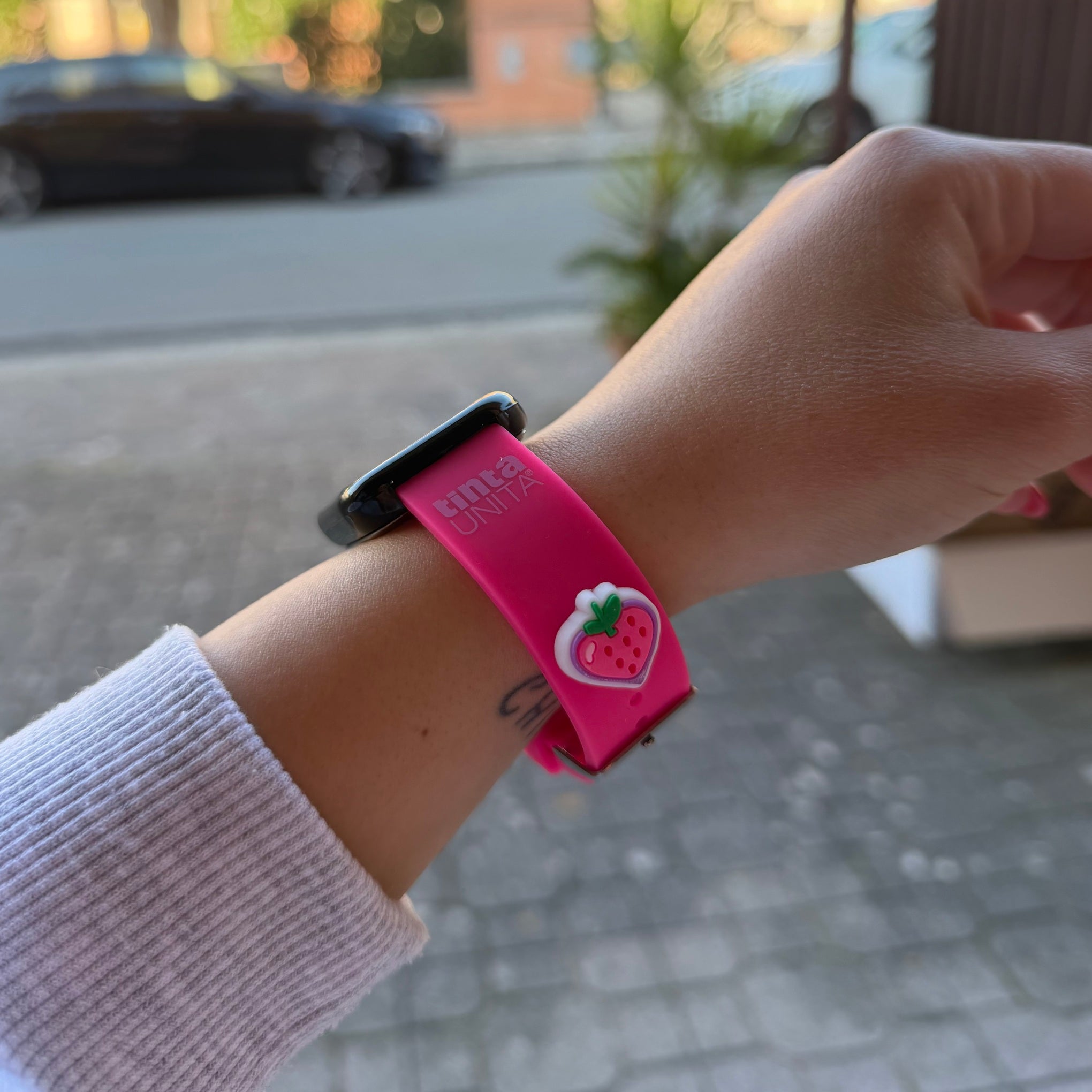 Orologio digitale fuxia